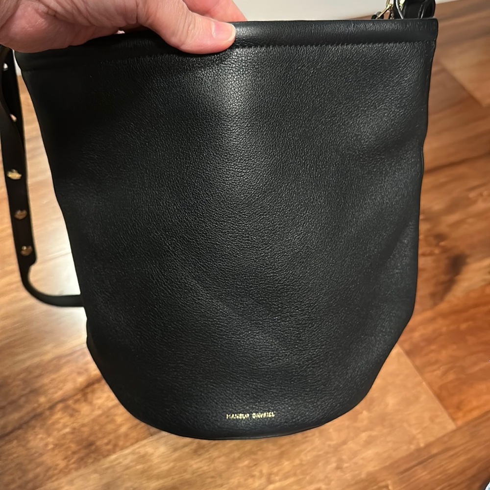 MANSUR GAVRIEL
Grained Leather Zip Bucket Bag Black Very Good Condition